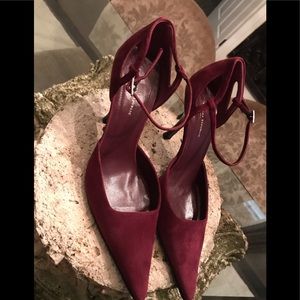 9M NEW Banana Republic suede ankle strap pump